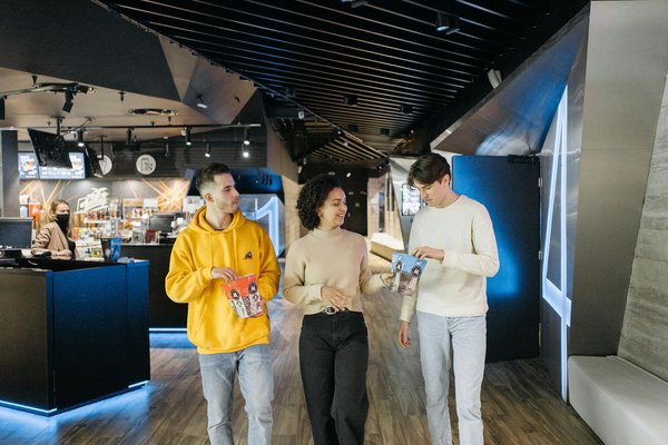 Comment la technologie influence-t-elle les habitudes de voyage ?